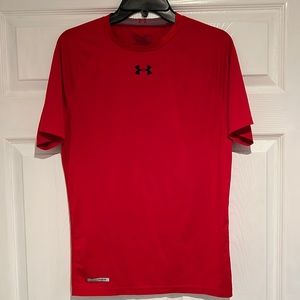 Under Armour compression t-shirt. Great condition!